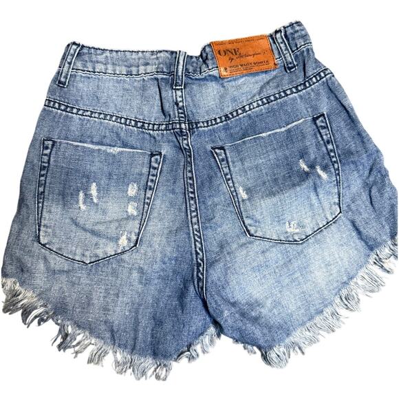 One x OneTeaspoon Bonita Cutoff Denim Shorts, Distressed Raw Hem, Size 24 - Picture 2 of 6